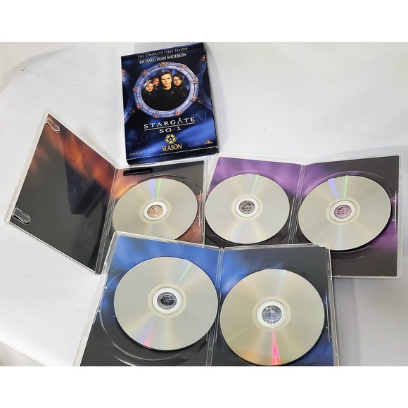 Stargate  TV Series DVD Seasons 1, 2 and 5 SG-1 Complete season - Picture 2 of 7